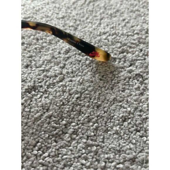 NIKE FLOW EV1023 Sunglasses $155 - Picture 9 of 9